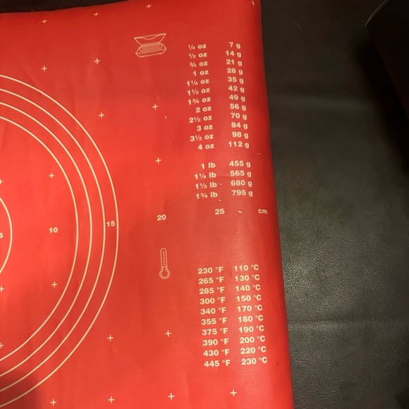 Tupperware baking mat - Picture 5 of 6